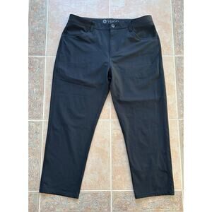Vuori move‎ and be moved crop Black chino pants Men size 35" x 25.5"
